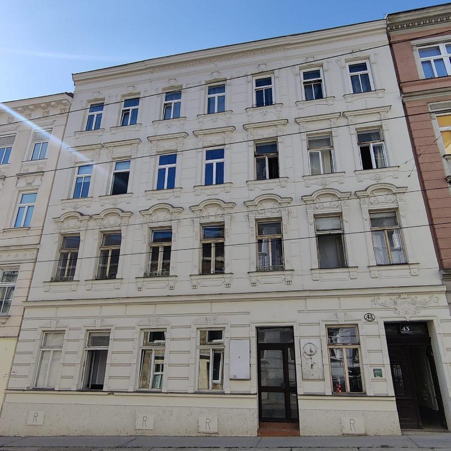 Hernals.Aparts Vienna Esterno foto